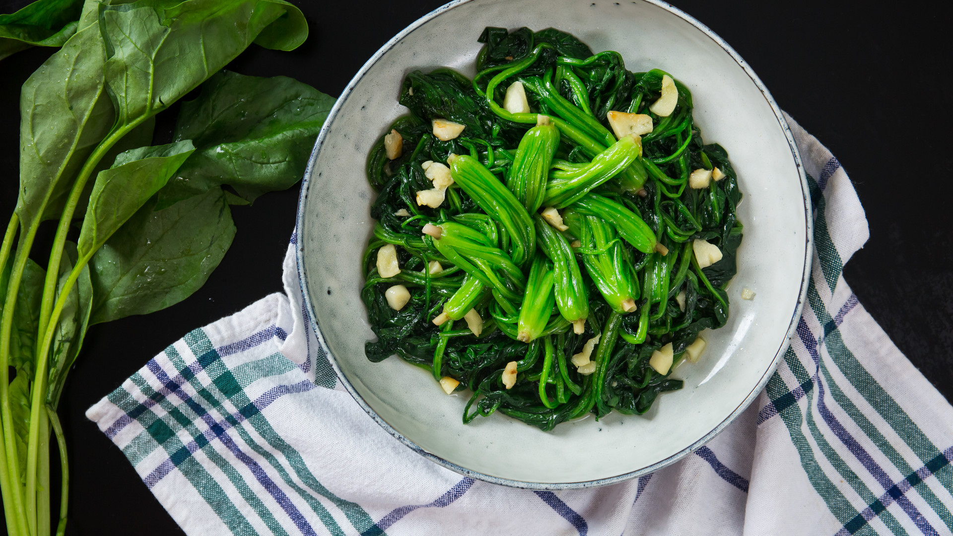 攝圖網_500909681_banner_大暑 菠菜（企業商用）.jpg